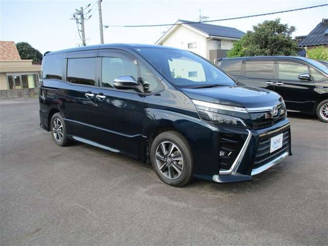 ヴォクシー2.0 ZS 煌