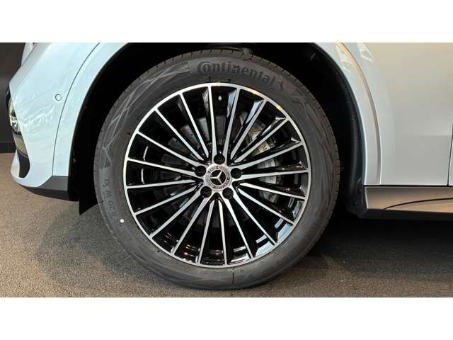 GLCクーペ220d 4マチック コア (ISG) AMGラインパッケージ  4WD
