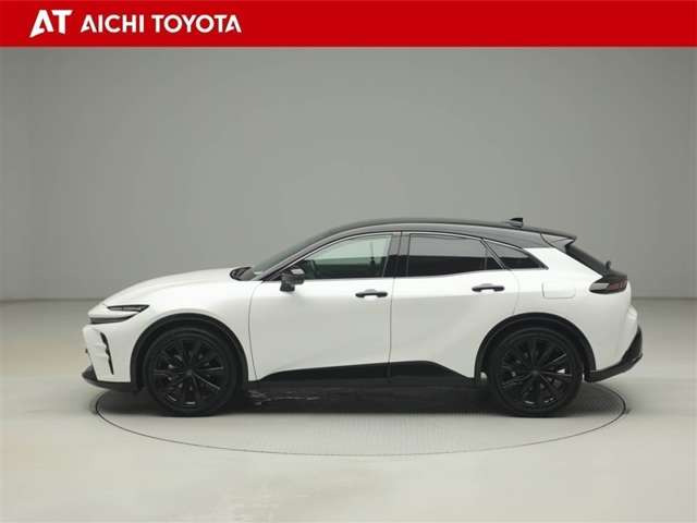 クラウンスポーツ2.5 Z E-Four 4WD