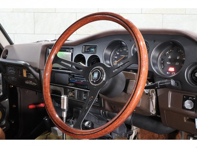 ランドクルーザー604.0 VX ハイルーフ ディーゼル 4WD