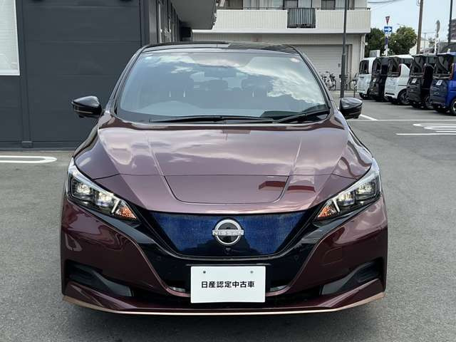 リーフe+ X 90周年記念車