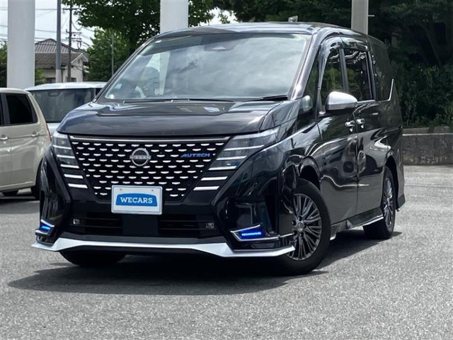 セレナ1.4 e-POWER AUTECH