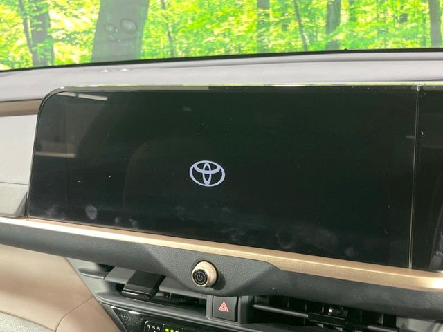 クラウンクロスオーバー2.5 G アドバンスト レザー パッケージ E-Four 4WD