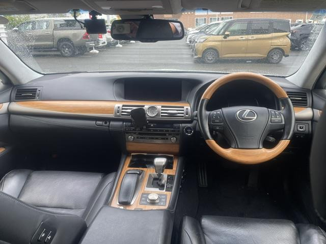 LS600h バージョンC Iパッケージ 4WD