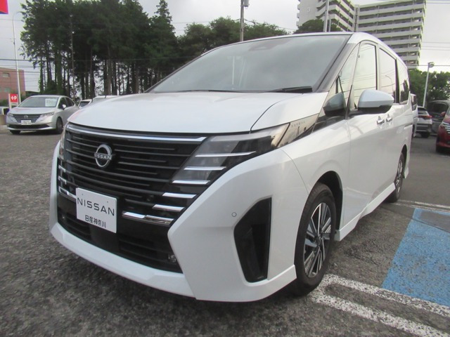 セレナ1.4 e-POWER ハイウェイスターV