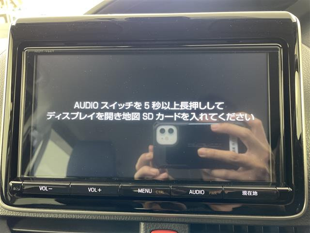 ヴォクシー2.0 ZS 4WD