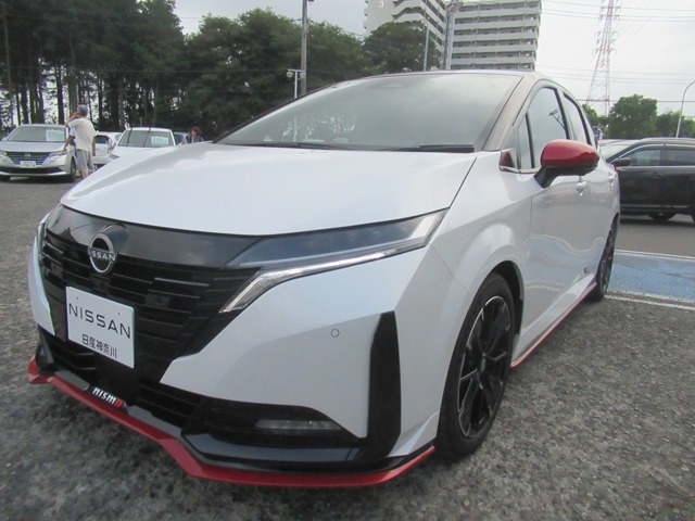 ノートオーラ1.2 NISMO チューンド e-POWER 4WD