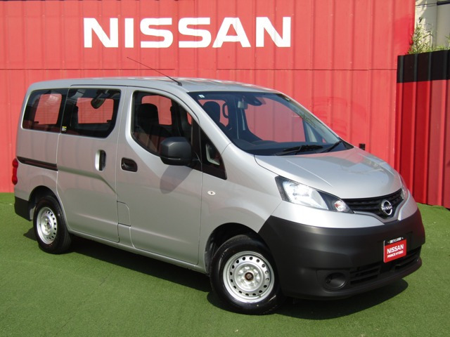 NV200バネットバン1.6 DX
