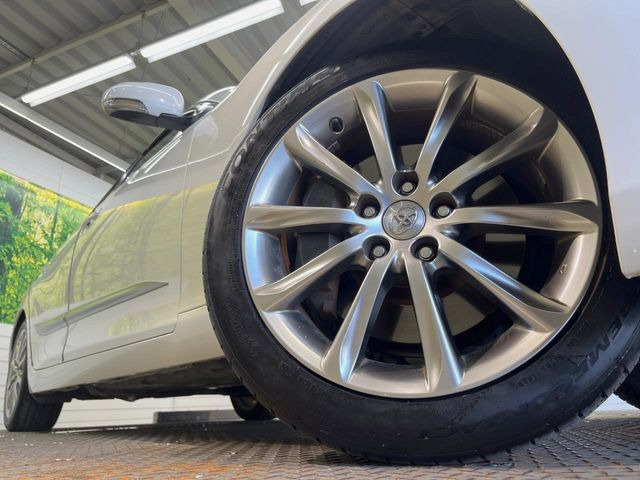 �y����18�C���`�A���~�z�C�[���z�O�ςɃ}�b�`���������A���~�z�C�[���𑕒����Ă���܂��B�e��ЊO�A���~�z�C�[����A�X�^�b�h���X�^�C�����戵�����Ă���܂��B���񂲑��k����������
