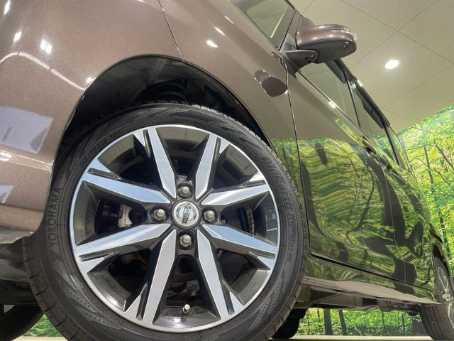 �y����15�C���`�A���~�z�C�[���z�O�ςɃ}�b�`���������A���~�z�C�[���𑕒����Ă���܂��B�e��ЊO�A���~�z�C�[����A�X�^�b�h���X�^�C�����戵�����Ă���܂��B���񂲑��k����������