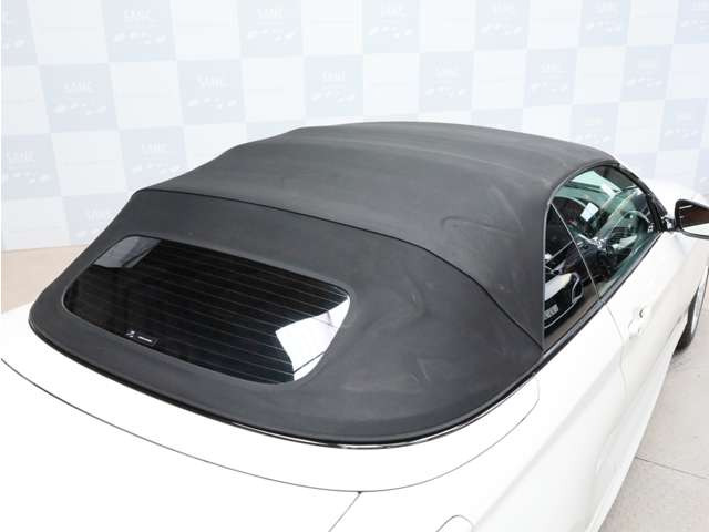 2シリーズカブリオレ220i Mスポーツ