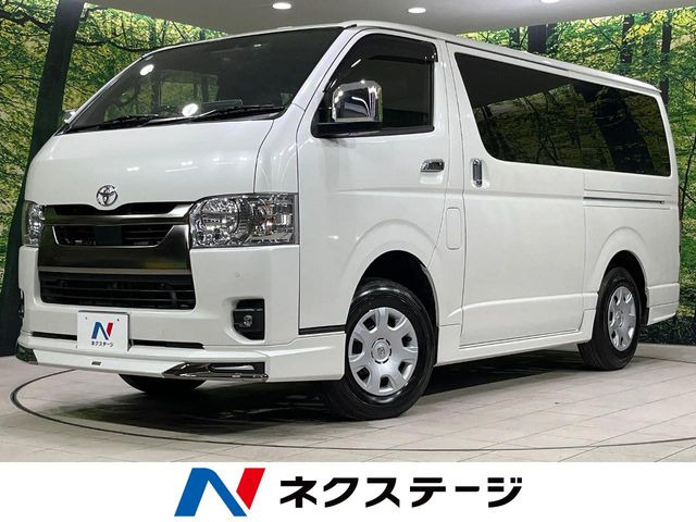 ハイエースバン