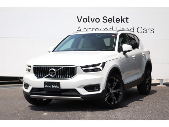XC40B4 AWD インスクリプション 4WD