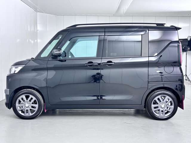 デリカミニT プレミアム 4WD