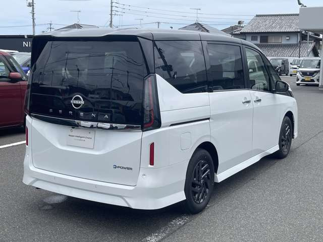 セレナ1.4 e-POWER ハイウェイスターV NissanConnectインフォテインメントシステム