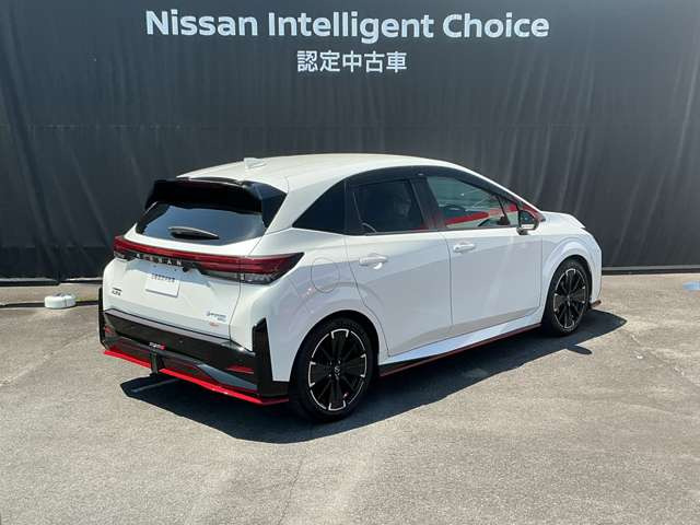 ノートオーラ1.2 NISMO チューンド e-POWER 4WD