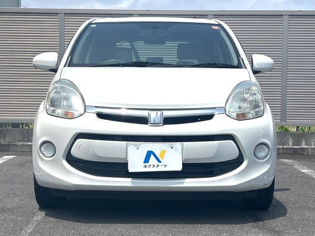 弊社では、全車『修復歴なし』のお車のみ取り扱っております。専任バイヤーによる厳選した仕入れの後、入庫後の車両チェックを行い、ネクステージが認定した高品質な中古車をご提供しております。