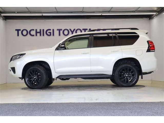 ランドクルーザープラド2.7 TX Lパッケージ マットブラック エディション 4WD