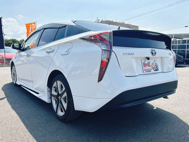 当店では軽自動車から普通車まで幅広くオールメーカーの車種・色・グレードを豊富に揃えております。