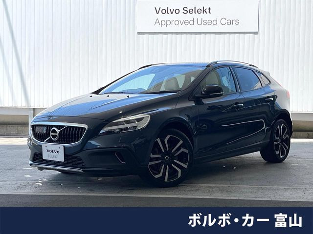 V40クロスカントリーT5 AWD モメンタム 4WD