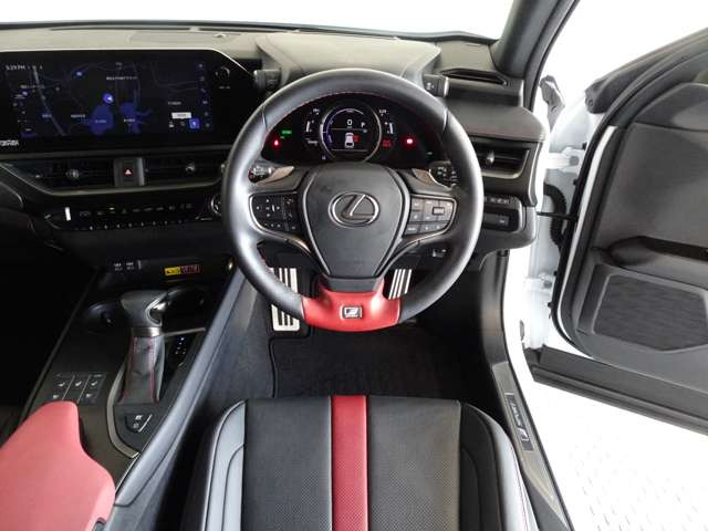 UX250h Fスポーツ エモーショナル エクスプローラー