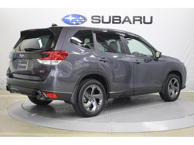 フォレスター1.8 STI スポーツ 4WD