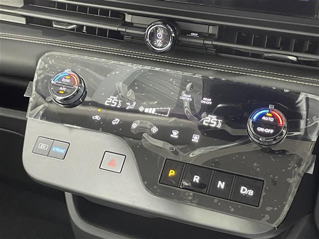 セレナ1.4 e-POWER ハイウェイスターV