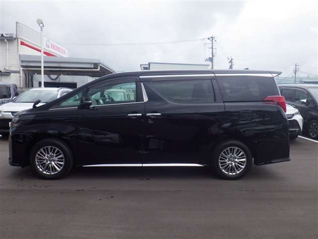 アルファードハイブリッド 2.5 S タイプゴールドIII E-Four 4WD