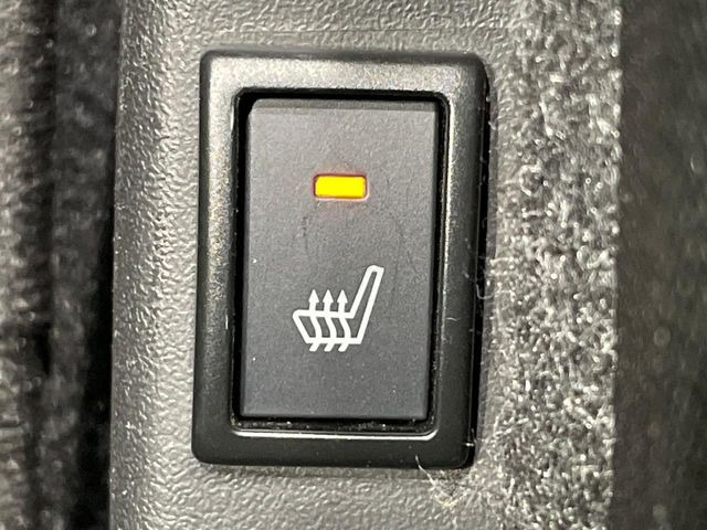 【シートヒーター】寒い日に重宝するシートヒーター!エアコンより早く温まってくれます!エアコンの温風は乾燥するから苦手、という方にもをおすすめです。