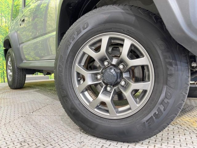 �y����15�C���`�A���~�z�C�[���z�O�ςɃ}�b�`���������A���~�z�C�[���𑕒����Ă���܂��B�e��ЊO�A���~�z�C�[����A�X�^�b�h���X�^�C�����戵�����Ă���܂��B���񂲑��k����������