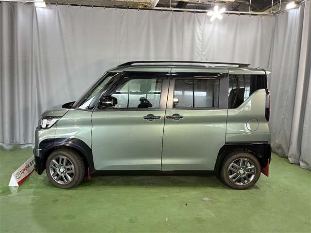 デリカミニT プレミアム 4WD