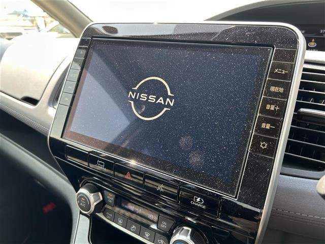 セレナ1.2 e-POWER ハイウェイスターV