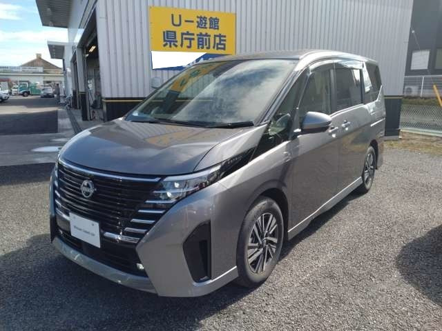 セレナ1.4 e-POWER ハイウェイスターV