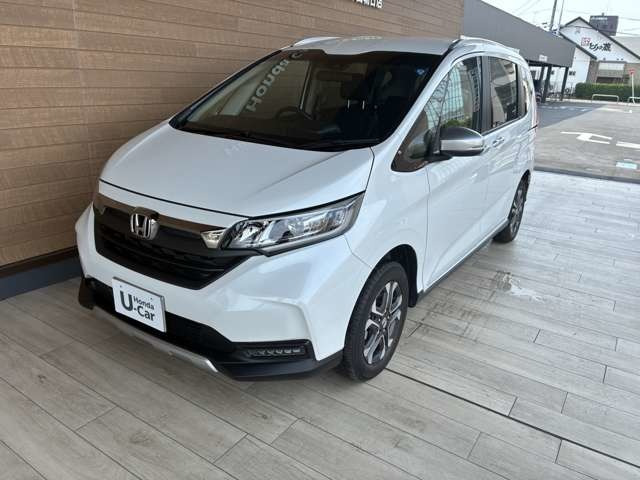 フリード+1.5 ハイブリッド クロスター 4WD