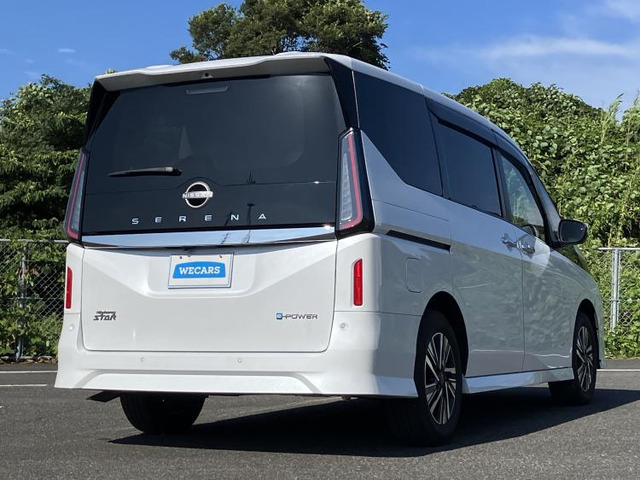 セレナ1.4 e-POWER ハイウェイスターV