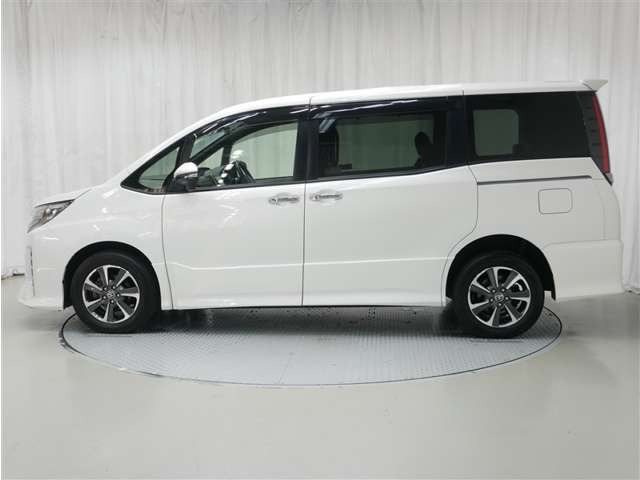 ノア2.0 Si W×B II 4WD