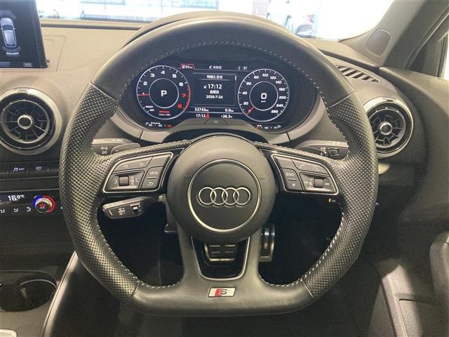 A3スポーツバックSライン ブラック スタイリング