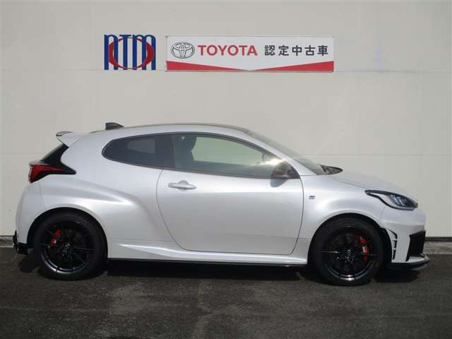 GRヤリス1.6 RZ ハイ パフォーマンス 4WD