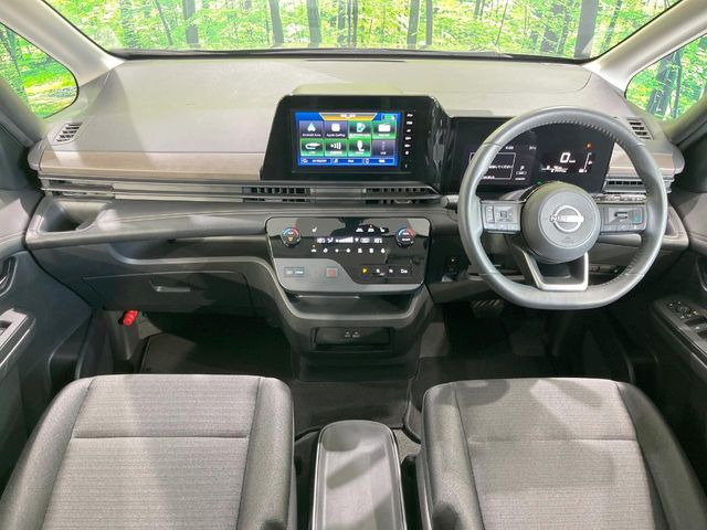 セレナ1.4 e-POWER ハイウェイスターV