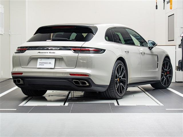 パナメーラターボ PDK 4WD