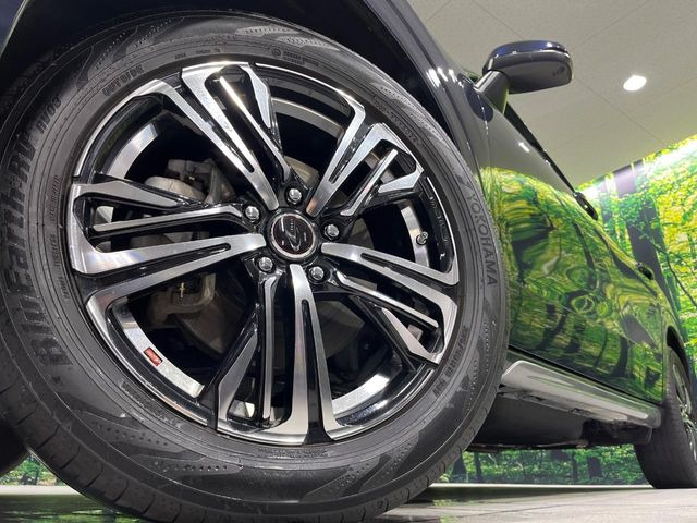 �y18�C���`�A���~�z�C�[���z�O�ςɃ}�b�`�����A���~�z�C�[���𑕒����Ă���܂��B�e��A���~�z�C�[����A�X�^�b�h���X�^�C�����戵�����Ă���܂��B���񂲑��k����������