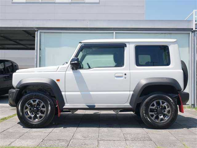 ジムニーシエラ1.5 JC 4WD