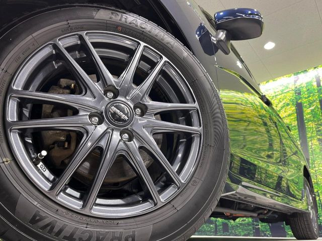 �y15�C���`�A���~�z�C�[���z�O�ςɃ}�b�`�����A���~�z�C�[���𑕒����Ă���܂��B�e��A���~�z�C�[����A�X�^�b�h���X�^�C�����戵�����Ă���܂��B���񂲑��k����������