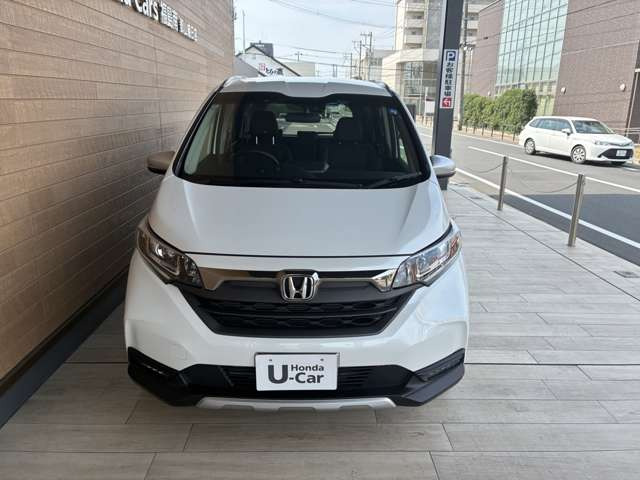 フリード+1.5 ハイブリッド クロスター 4WD