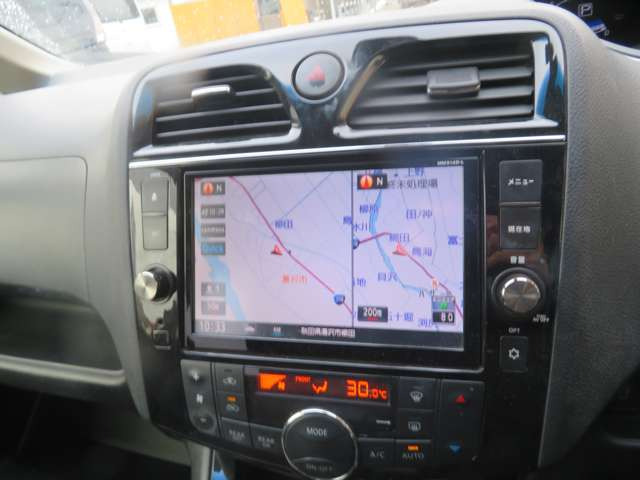 セレナ2.0 ハイウェイスター Vセレクション+Safety II 4WD