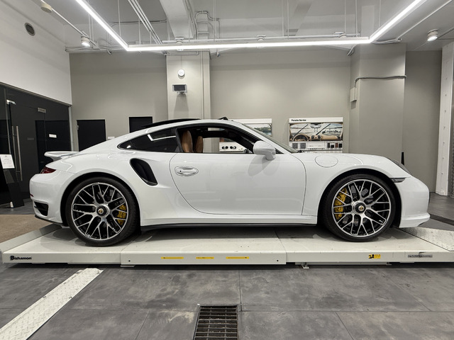 911ターボS PDK 4WD