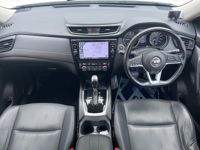 エクストレイル2.0 20Xi