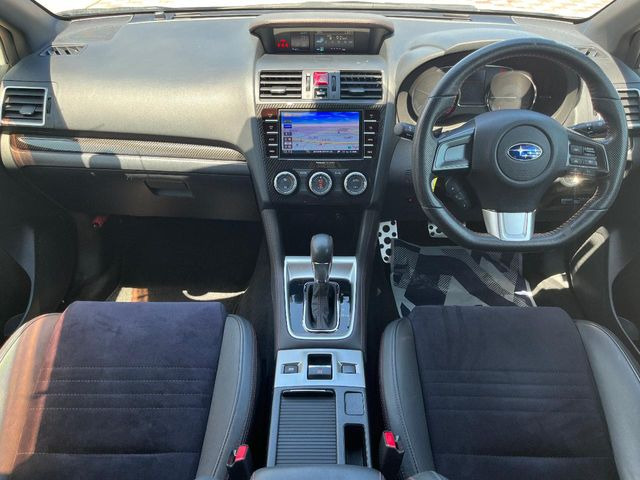 WRXS4 2.0 GT-S アイサイト 4WD