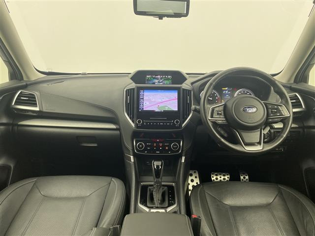 フォレスター2.5 プレミアム 4WD