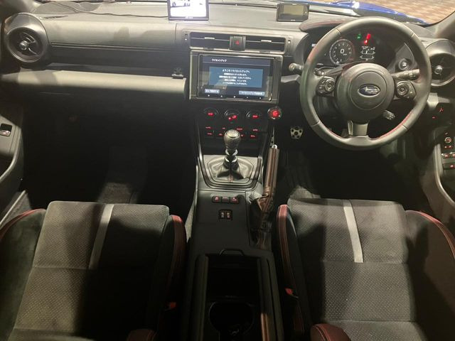 BRZ2.4 STI スポーツ